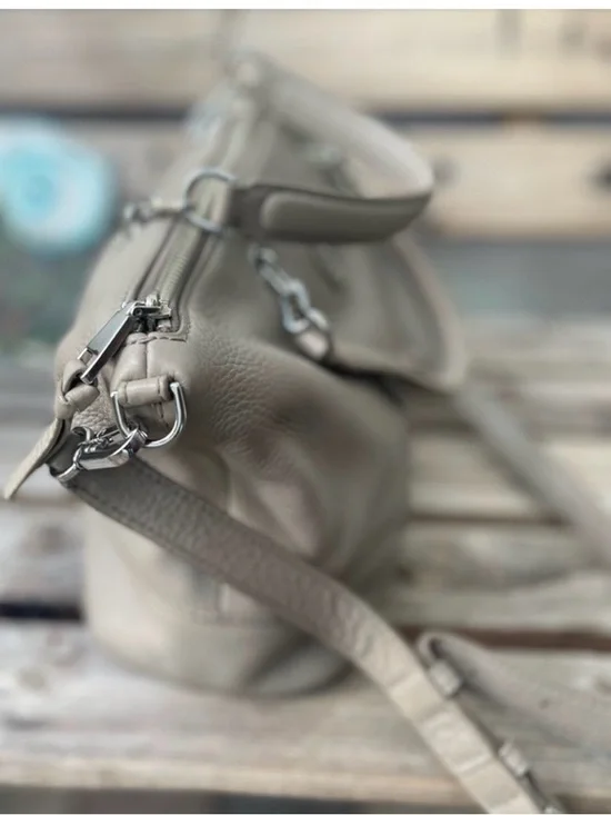 Tory Burch Pebbled Leather Tote in Light Gray - Picture 5 of 12